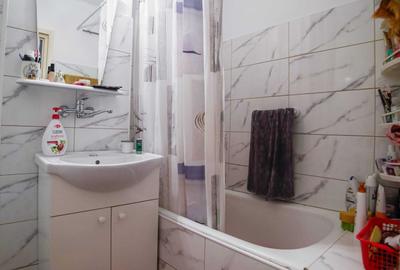 Apartament cu 3 camere decomandat în Central - 2