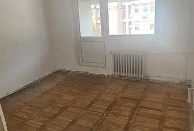 Apartament cu 3 camere decomandat în Luncă - 9