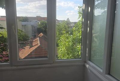Garsonieră decomandată în Complex Studențesc