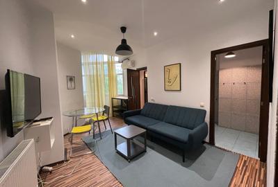 Apartament cu 4 camere decomandat, mobilat în Unirii - 2
