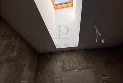 Duplex cu 4 camere cu Canalizare în Moșnița Nouă - 10