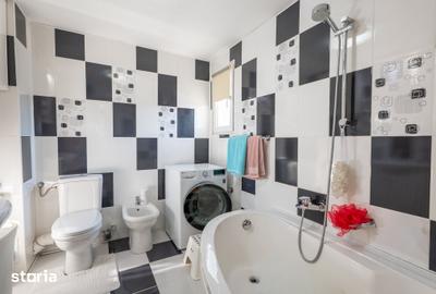 Apartament cu 3 camere decomandat în Decebal