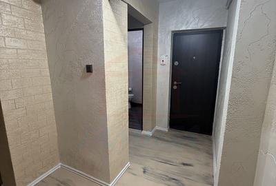 Apartament cu 3 camere decomandat în Port