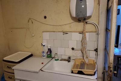 Casă cu 3 camere cu Teren 360 Mp în Central