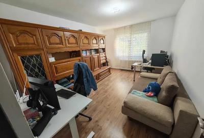 Apartament cu 2 camere decomandat, mobilat în Florești