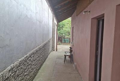 Casă cu 2 camere cu Teren 390 Mp în Central - 5