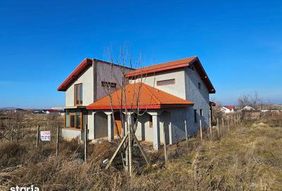 Casă cu 5 camere cu Teren 490 Mp în Somova - 15