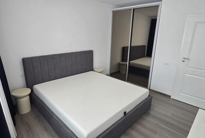 Apartament cu 2 camere decomandat, mobilat în Delfinariu