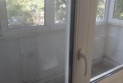 Apartament cu 3 camere decomandat în Titan - 15