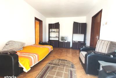 Apartament cu 2 camere semidecomandat în Craiovei - 5