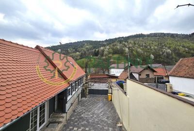 Casă individuală cu 3 camere cu Canalizare în Rășinari - 2