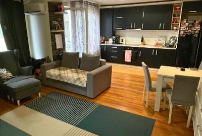 Apartament cu 3 camere semidecomandat în Florești - 1