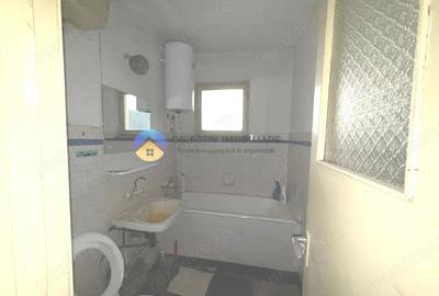 Apartament cu 2 camere semidecomandat în Mărăței