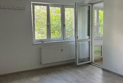 Apartament cu 3 camere semidecomandat, mobilat în Dristor - 2