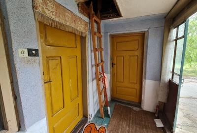 Casă cu 3 camere în Oboga - 1