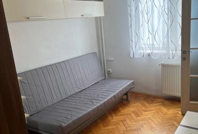 Garsonieră decomandată în Central - 8