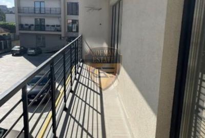 Apartament cu 3 camere decomandat în Dacia - 16