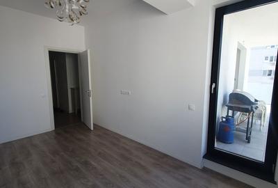 Apartament cu 3 camere în Titan - 4
