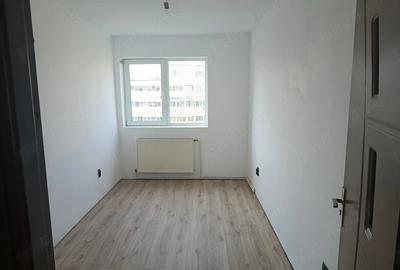 Apartament cu 3 camere decomandat în Obor - 3