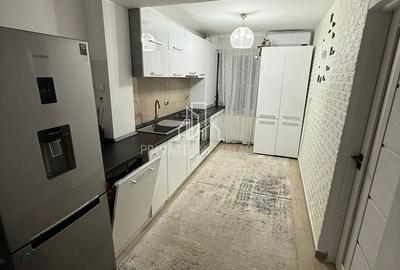 Apartament cu 3 camere decomandat în Tudor