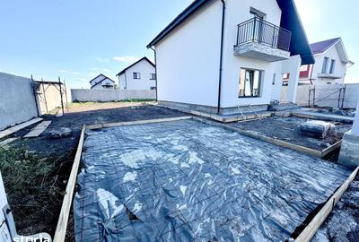 Casă cu 4 camere cu Teren 530 Mp în Glina - 2
