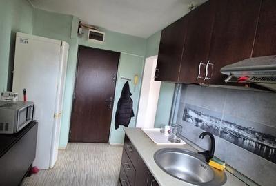 Apartament cu 3 camere semidecomandat în Titan - 2