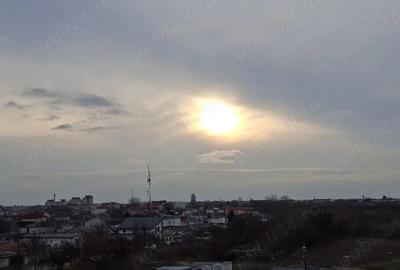 Apartament cu 3 camere decomandat în Central - 1