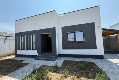 Casă cu 4 camere în Berceni
