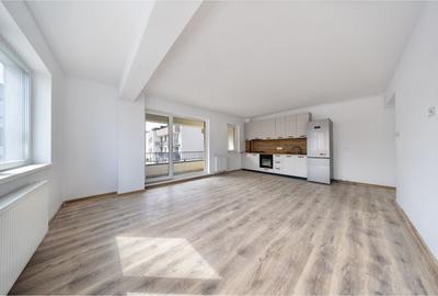 Apartament cu 2 camere semidecomandat, mobilat în Tractorul - 4
