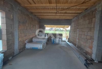 Casă individuală cu 3 camere cu Canalizare în Bod - 6