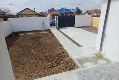 Casă cu 4 camere cu Teren 400 Mp în Lumina - 9