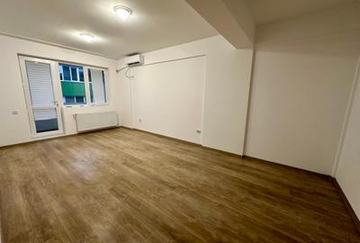 Apartament cu 2 camere decomandat în Exterior Sud
