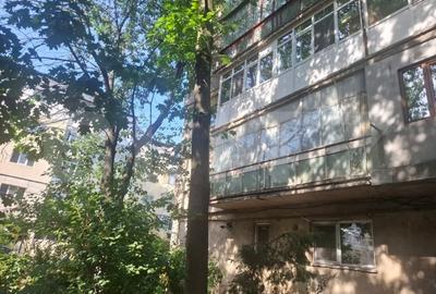 Apartament cu 2 camere decomandat, mobilat în Găești