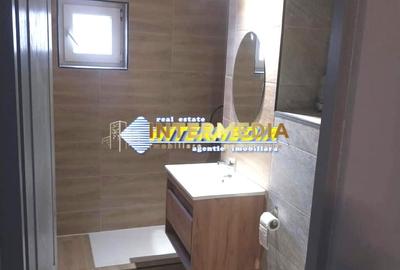 Apartament cu 2 camere decomandat, mobilat în Cetate