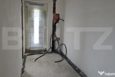 Casă cu 4 camere cu Teren 420 Mp în Periferie - 1