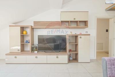 Apartament cu 3 camere decomandat, mobilat în Tractorul - 4