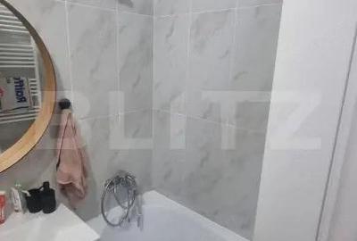Apartament cu 3 camere semidecomandat în Central - 3