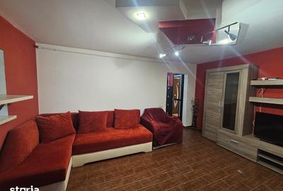 Apartament cu 2 camere decomandat în Micro 16