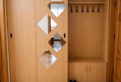 Apartament cu 4 camere decomandat în Gară