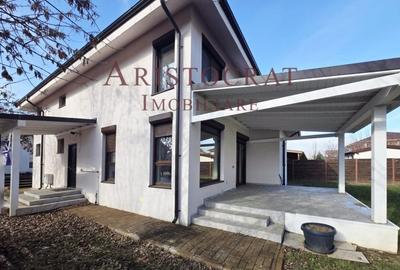 Casă cu 5 camere cu Canalizare în Corbeanca - 2
