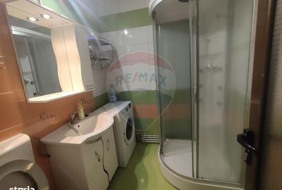 Apartament cu 3 camere în Calea Dumbrăvii