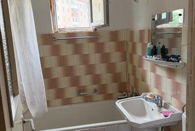 Apartament cu 2 camere semidecomandat în Central - 3