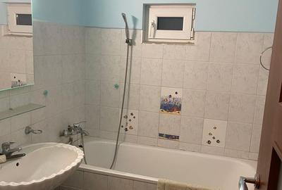 Apartament cu 4 camere în Central