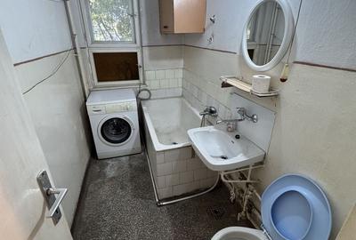Apartament cu 2 camere în Micro 14