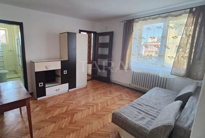 Apartament cu 2 camere semidecomandat, mobilat în Gheorgheni