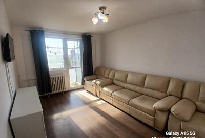 Apartament cu 2 camere decomandat în Drumul Taberei