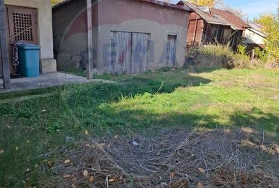 Casă cu 6 camere cu Teren 3300 Mp în Central - 17