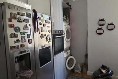 Apartament cu 3 camere în Moșilor