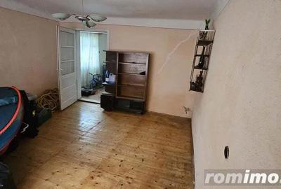 Casă cu 3 camere cu Teren 620 Mp în 7 Noiembrie - 1