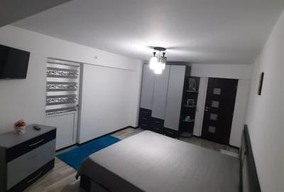 Apartament cu 3 camere în Central - 1